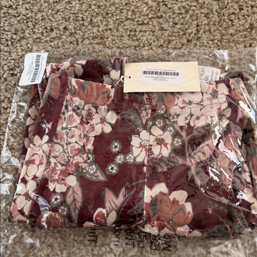 Joyfolie Currant Floral Leggings - Picture 4 of 4